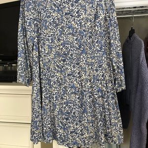 Crew Neck, Long Sleeve Shift Dress